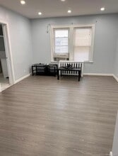626 Stewart Ave in New Hyde Park, NY - Building Photo - Building Photo
