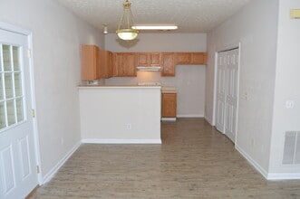 5060 Chrysler Dr in Cumming, GA - Building Photo - Building Photo