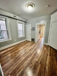 51 Grant Ave, Unit 1R in Jersey City, NJ - Building Photo - Building Photo