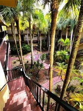 10835 SW 112th Ave, Unit 313 in Miami, FL - Building Photo - Building Photo