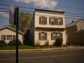 514 W Camplain Rd Apartments