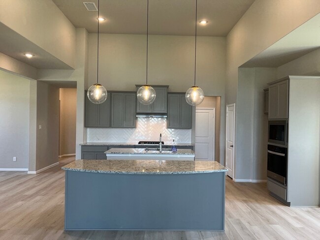 property at 17403 Aurora Hvn Dr