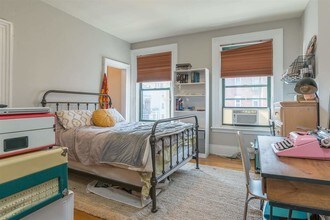66 10th St-Unit -3 in Hoboken, NJ - Building Photo - Building Photo