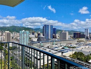 1350 Ala Moana Blvd in Honolulu, HI - Building Photo - Building Photo