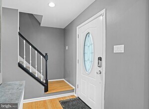 2712 Advent Ct S in Bowie, MD - Foto de edificio - Building Photo