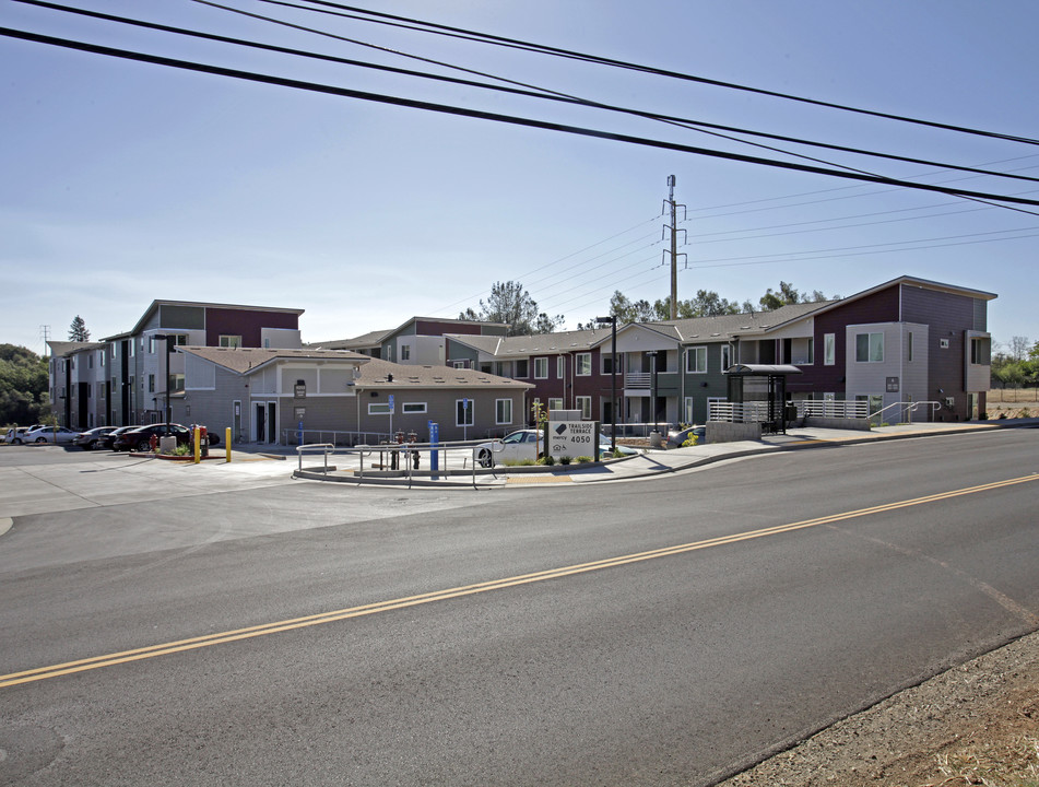 Trailside Terrace in Shingle Springs, CA - Foto de edificio