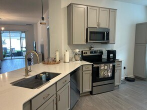 4144 Tug Hl Ln in Osteen, FL - Building Photo - Building Photo