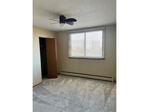 9141 Hwy 55 in Golden Valley, MN - Building Photo - Building Photo