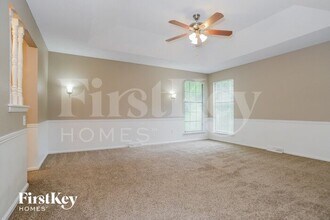 12512 Silver Ln in Sugar Creek, MO - Building Photo - Building Photo