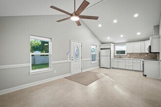 2210 Shepard St in Jacksonville, FL - Building Photo - Building Photo