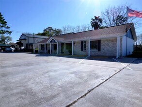 4832 FM 2218 Rd in Richmond, TX - Building Photo - Building Photo