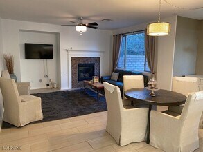 11820 Calle De Sol Dr in Las Vegas, NV - Building Photo - Building Photo