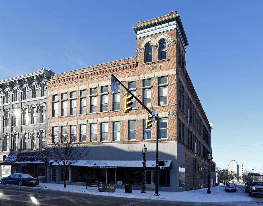 154 S Washington St in Tiffin, OH - Building Photo