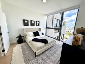 3026 NW 1st Ave, Unit A21 in Miami, FL - Foto de edificio - Building Photo