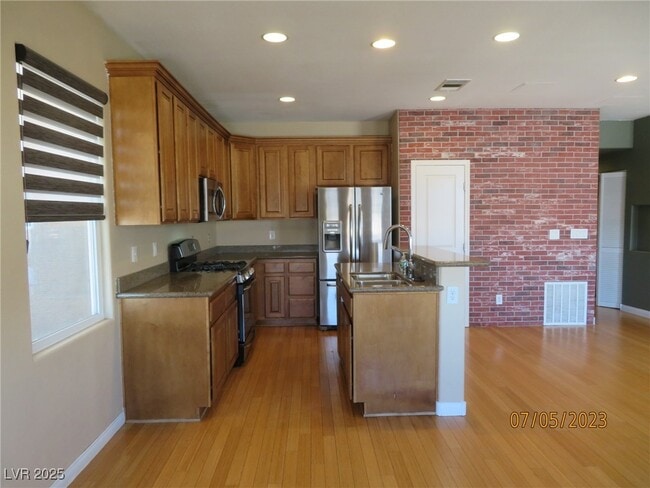 9342 Autumn View Ave in Las Vegas, NV - Building Photo - Building Photo