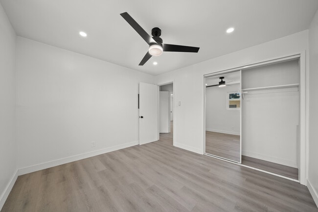 3444 E Wilton St in Long Beach, CA - Building Photo - Building Photo