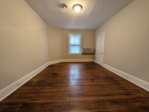 1129 Rivermont Ave in Lynchburg, VA - Building Photo - Building Photo