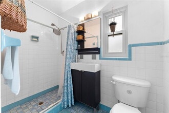 209 Emerald Ln in Largo, FL - Building Photo - Building Photo