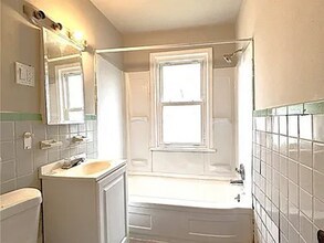 4065 E 153rd St in Cleveland, OH - Building Photo - Building Photo