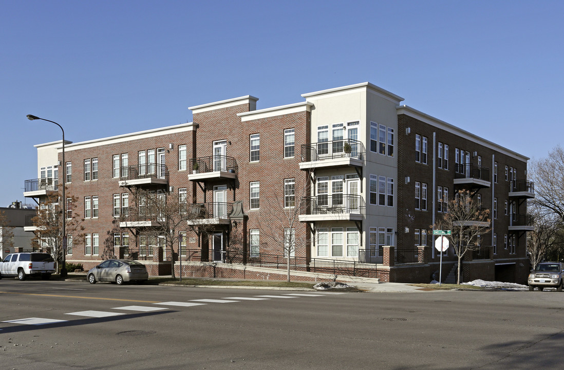 Highland Heights in St. Paul, MN - Building Photo