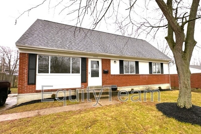 property at 10920 Crystalhill Ct
