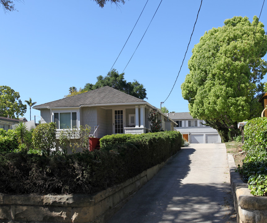 1315 Olive St in Santa Barbara, CA - Foto de edificio