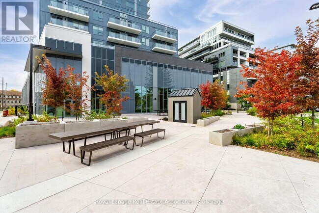 93 Arthur St S in Guelph, ON - Building Photo - Building Photo