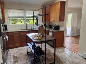 39 Elder Ave in Farmingville, NY - Building Photo - Building Photo