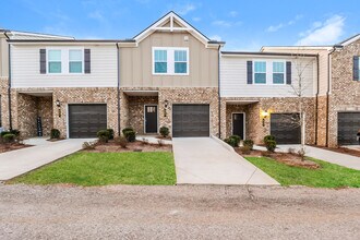807 Arrington Wy in Columbia, TN - Building Photo - Building Photo