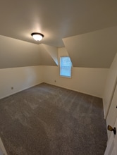 306 Grove St in Eau Claire, WI - Building Photo - Building Photo