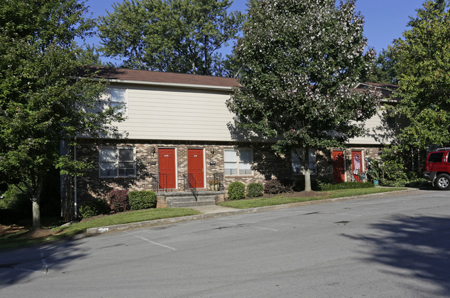 Carlton Square in Knoxville, TN - Building Photo - Building Photo