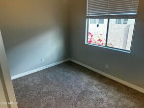 12000 W Nadine Way in Peoria, AZ - Building Photo - Building Photo