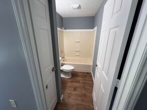 200 White Pine Dr in Fair Play, SC - Building Photo - Building Photo