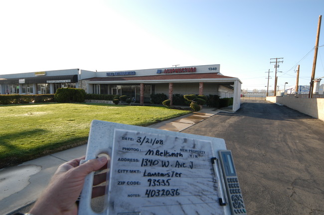 Desert Sands in Lancaster, CA - Building Photo - Other