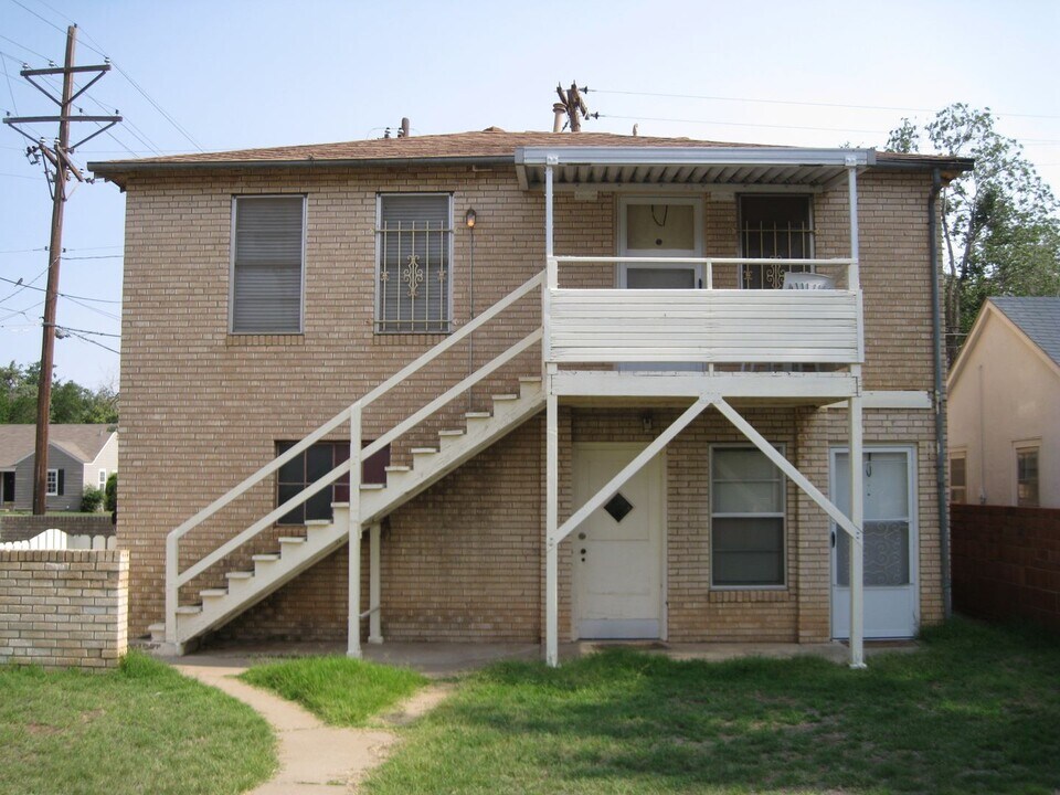 2324 28th St in Lubbock, TX - Building Photo