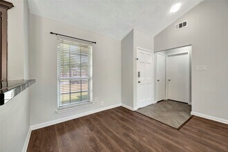 2505 Drummer Dr in League City, TX - Building Photo - Building Photo