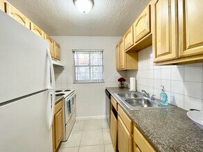 200 Croton Ave in Lantana, FL - Building Photo - Building Photo