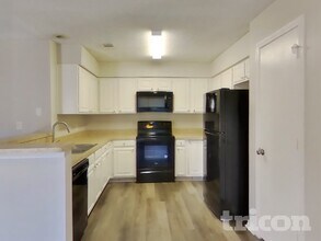 2442 Antler Trail in Lewisville, TX - Building Photo - Building Photo