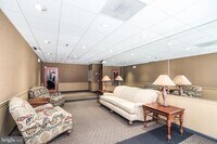 2 E Wheeling St photo'