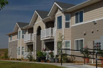 Vista Ridge Apartments in Red Bluff, CA - Foto de edificio - Building Photo