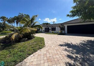 4441 NE 19th Ave in Oakland Park, FL - Building Photo - Building Photo