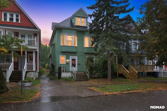 235 Potomac Ave in Buffalo, NY - Building Photo - Building Photo