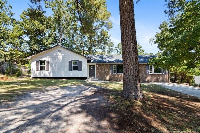 503 Bobwhite Ct in Fayetteville, NC - Building Photo - Building Photo