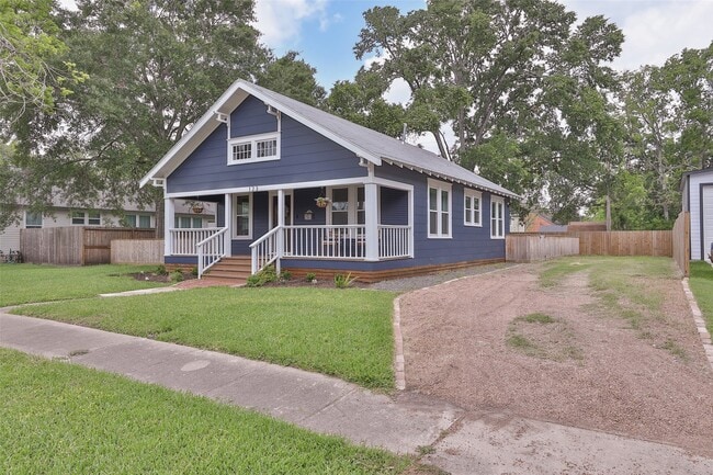 123 6th St in Sugar Land, TX - Building Photo - Building Photo