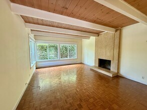 504 Barone Ln in Mill Valley, CA - Building Photo - Building Photo