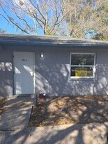 5616 7th St Ct E in Bradenton, FL - Building Photo