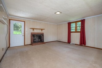196 Morningside Dr in Asheville, NC - Building Photo - Building Photo
