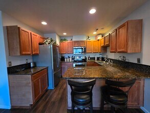 2740 Jason Loop in Richland, WA - Building Photo - Building Photo