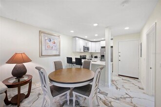 240 Medallion Blvd in Madeira Beach, FL - Building Photo - Building Photo