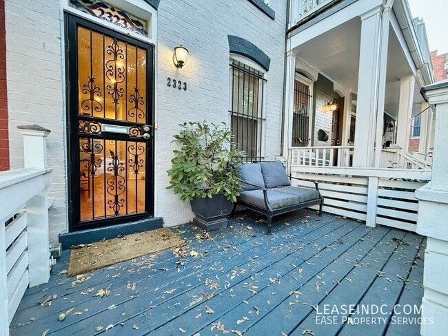 2323 17th St NW in Washington, DC - Building Photo - Building Photo